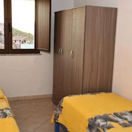 Casa Andrea Apartment *